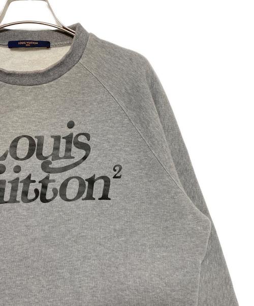 LOUIS VUITTON（ルイ ヴィトン）LOUIS VUITTON (ルイ ヴィトン) NIGO (ニゴ―) スクエアードLVクルーネックスウェット グレー サイズ:XSの古着・服飾アイテム