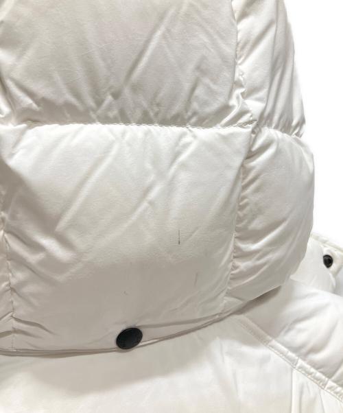 MONCLER（モンクレール）MONCLER (モンクレール) MAURES/ダウンジャケット ホワイト サイズ:3の古着・服飾アイテム