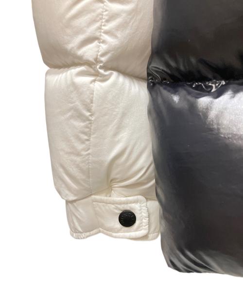 MONCLER（モンクレール）MONCLER (モンクレール) MAURES/ダウンジャケット ホワイト サイズ:3の古着・服飾アイテム