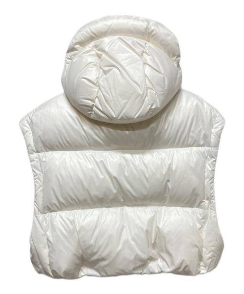 PRADA（プラダ）PRADA (プラダ) Re‑Nylon Convertible Cropped Down Jacket/ロゴプレートショートダウンジャケット　291973 S212 137 ホワイト サイズ:36の古着・服飾アイテム