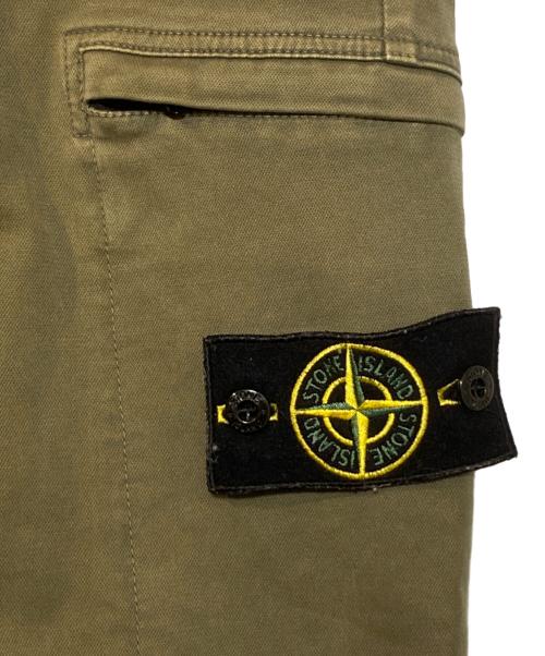 STONE ISLAND（ストーンアイランド）STONE ISLAND (ストーンアイランド) カーゴパンツ ※丈詰め有 オリーブ サイズ:32の古着・服飾アイテム