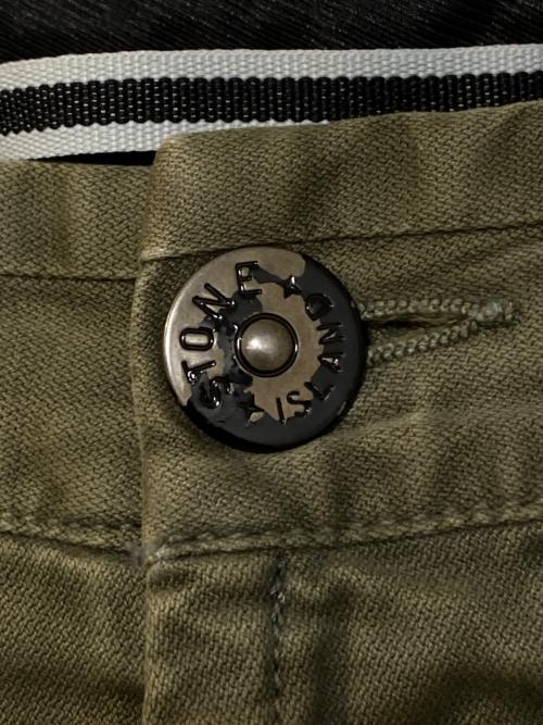 STONE ISLAND（ストーンアイランド）STONE ISLAND (ストーンアイランド) カーゴパンツ ※丈詰め有 オリーブ サイズ:32の古着・服飾アイテム