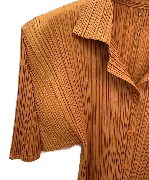 PLEATS PLEASE（プリーツプリーズ）PLEATS PLEASE (プリーツプリーズ) プリーツシャツ ブラウン サイズ:3の古着・服飾アイテム