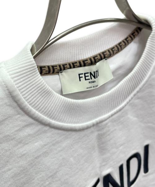 FENDI（フェンディ）FENDI (フェンディ) ショート丈 ロゴスウェット ホワイト サイズ:xxsの古着・服飾アイテム
