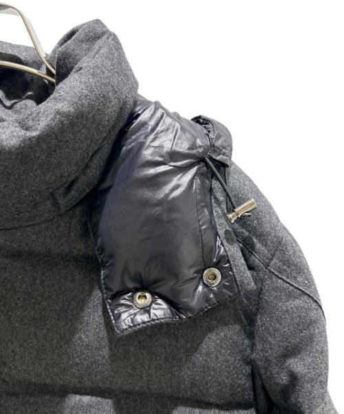 MONCLER（モンクレール）MONCLER (モンクレール) MONTGENEVRE/ダウンジャケット グレー サイズ:2の古着・服飾アイテム
