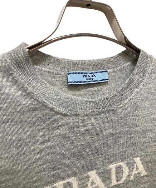 PRADA（プラダ）PRADA (プラダ) カシミヤハーフロゴニット グレー サイズ:36の古着・服飾アイテム