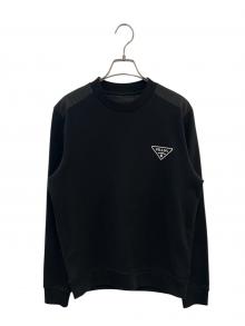 PRADA（プラダ）の古着「ロゴスウェット」｜ブラック