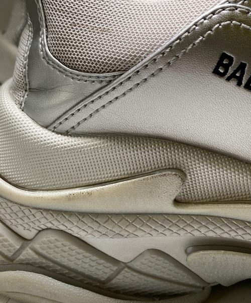 BALENCIAGA（バレンシアガ）BALENCIAGA (バレンシアガ) トリプルS グレー サイズ:43の古着・服飾アイテム