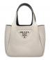 PRADA（プラダ）の古着「VIT.DAINO SOFT ミニハンドバッグ」｜ホワイト