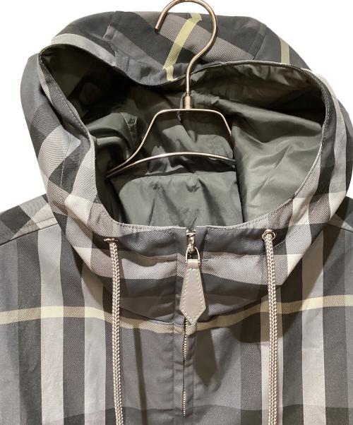 BURBERRY（バーバリー）BURBERRY (バーバリー) リバーシブルチェックパーカー グレー サイズ:Mの古着・服飾アイテム