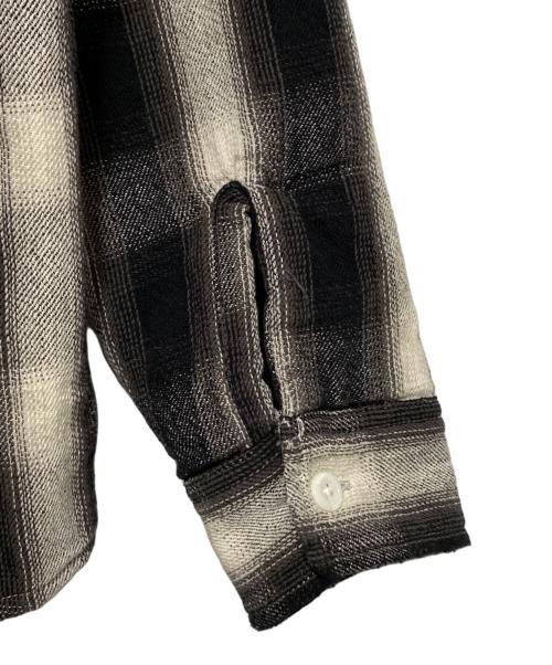 SAINT MICHAEL（セントマイケル）SAINT MICHAEL (セントマイケル) オンブレチェックシャツパーカー アイボリー×ブラック サイズ:Mの古着・服飾アイテム