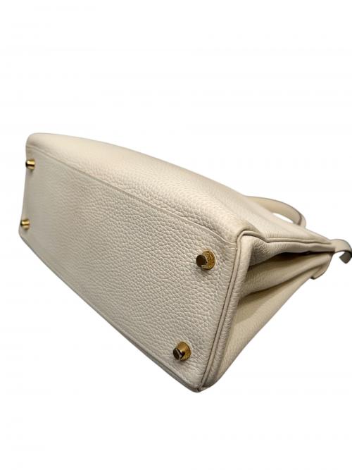 HERMES（エルメス）HERMES (エルメス) ケリー28 内縫い/ゴールド金具/トリヨンクレマンス/クレ/A刻印 クレ サイズ:28の古着・服飾アイテム