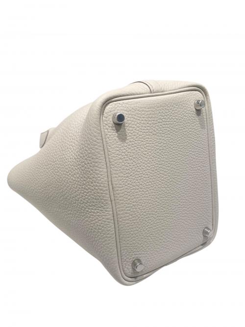 HERMES（エルメス）HERMES (エルメス) ピコタンロック PM/シルバー金具/トリヨンクレマンス/ベトン/W刻印 ベトン サイズ:PMの古着・服飾アイテム