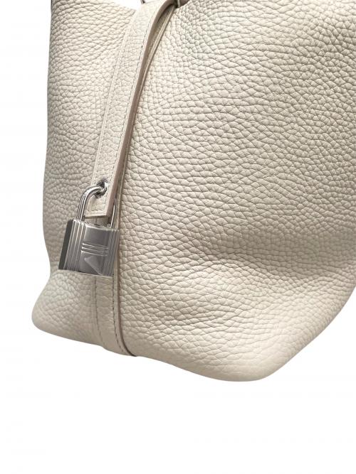 HERMES（エルメス）HERMES (エルメス) ピコタンロック PM/シルバー金具/トリヨンクレマンス/ベトン/W刻印 ベトン サイズ:PMの古着・服飾アイテム