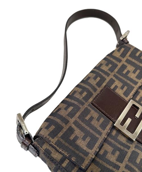 FENDI（フェンディ）FENDI (フェンディ) ショルダーバッグ ブラウンの古着・服飾アイテム