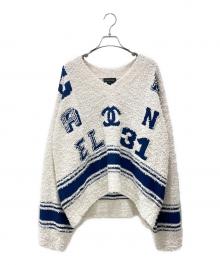 CHANEL（シャネル）の古着「P61 ココマークVネックツイードニット」｜ベージュ