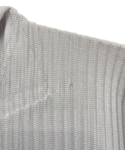 HOMME PLISSE ISSEY MIYAKE（オム プリッセ イッセイ ミヤケ）HOMME PLISSE ISSEY MIYAKE (オムプリッセ イッセイ ミヤケ) プリーツジャケット グレー サイズ:3の古着・服飾アイテム