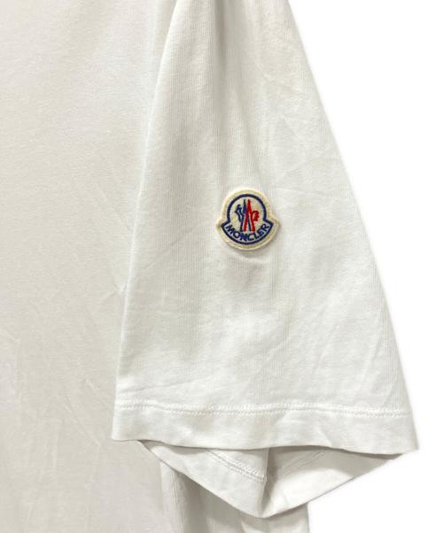 MONCLER（モンクレール）MONCLER (モンクレール) MAGLIA T-SHIRT ネックロゴカットソー ホワイト サイズ:XLの古着・服飾アイテム