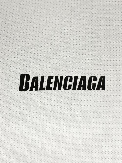 BALENCIAGA（バレンシアガ）BALENCIAGA (バレンシアガ) Technical Mesh Swim T-Shirt ホワイト サイズ:XSの古着・服飾アイテム