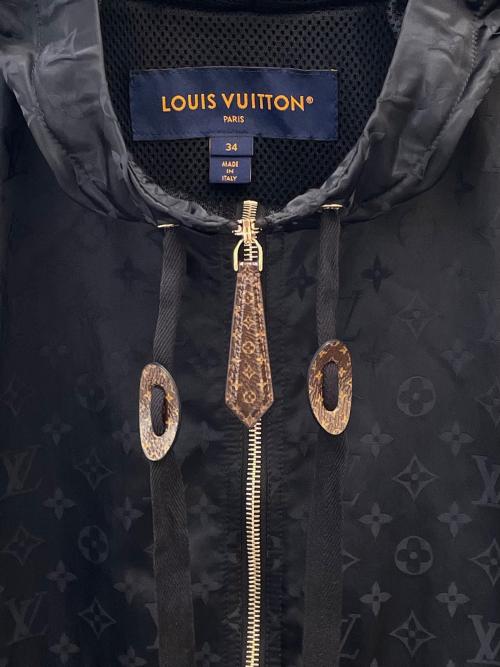 LOUIS VUITTON（ルイ ヴィトン）LOUIS VUITTON (ルイ ヴィトン) シャイニーモノグラムショートパーカー ブラック サイズ:34の古着・服飾アイテム