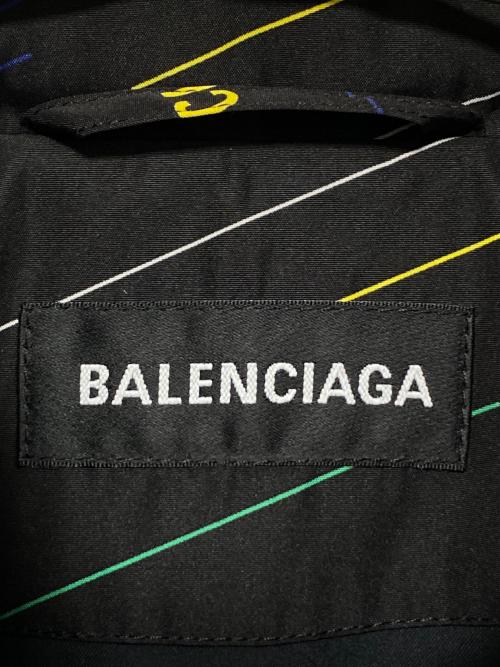 BALENCIAGA（バレンシアガ）BALENCIAGA (バレンシアガ) オールオーバーロゴコーチジャケット ブラック サイズ:44の古着・服飾アイテム