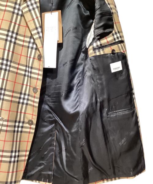 BURBERRY（バーバリー）BURBERRY (バーバリー) ノバチェックジャケット ベージュ サイズ:46の古着・服飾アイテム