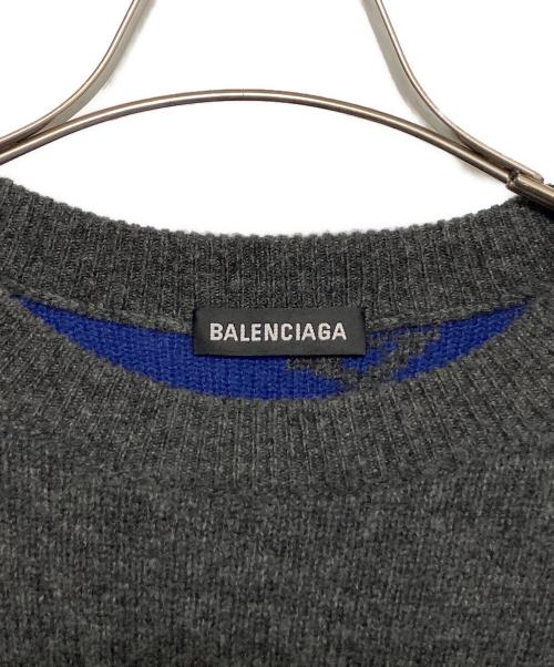 BALENCIAGA（バレンシアガ）BALENCIAGA (バレンシアガ) ALL OVER LOGO CREWNECK KNIT グレー×ブルー サイズ:XSの古着・服飾アイテム