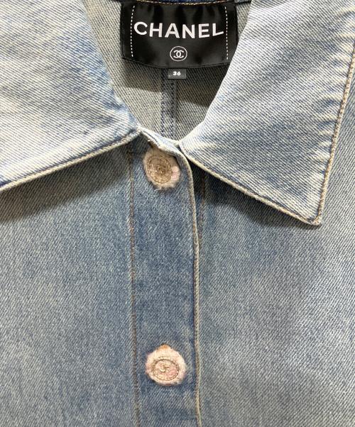 CHANEL（シャネル）CHANEL (シャネル) 24AW P78 ツイード ココボタン ウォッシュド デニムカバーオール インディゴ サイズ:36の古着・服飾アイテム