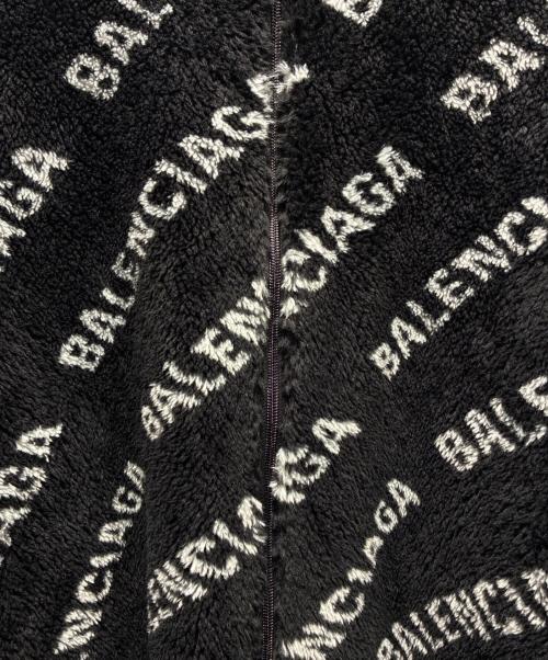 BALENCIAGA（バレンシアガ）BALENCIAGA (バレンシアガ) オールオーバーロゴフリースジャケット ブラック サイズ:34の古着・服飾アイテム