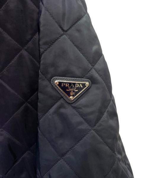 PRADA（プラダ）PRADA (プラダ) トライアングルロゴプレート キルティング ジャケット ネイビー サイズ:48の古着・服飾アイテム
