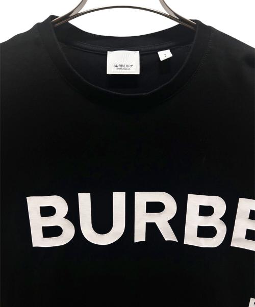 BURBERRY（バーバリー）BURBERRY (バーバリー) ホースフェリーTシャツ ブラック サイズ:Sの古着・服飾アイテム