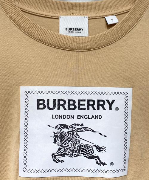 BURBERRY（バーバリー）BURBERRY (バーバリー) ホースロゴパッチTシャツ ベージュ サイズ:Sの古着・服飾アイテム