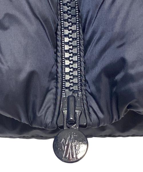MONCLER（モンクレール）MONCLER (モンクレール) MONTREUIL/ダウンベスト ネイビー サイズ:3の古着・服飾アイテム