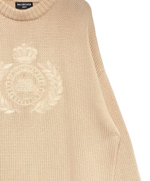 BALENCIAGA（バレンシアガ）BALENCIAGA (バレンシアガ) エンブロイダリーオーバーサイズニット ベージュ サイズ:XSの古着・服飾アイテム