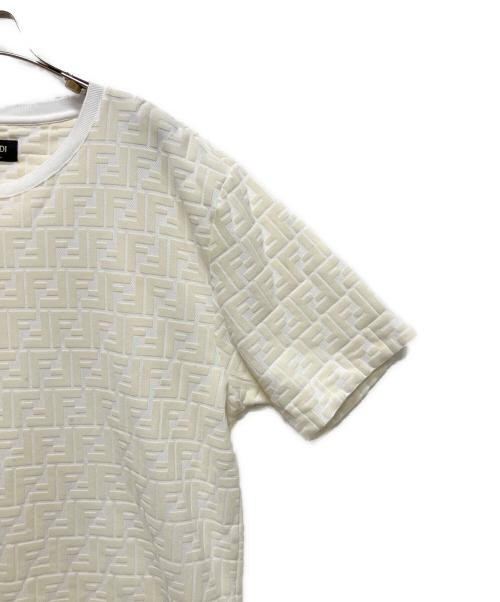FENDI（フェンディ）FENDI (フェンディ) ズッカ柄Tシャツ/FFロゴTシャツ アイボリー サイズ:Sの古着・服飾アイテム