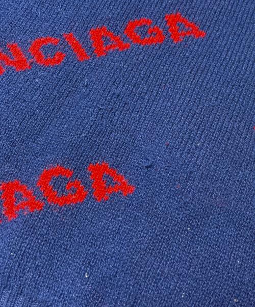 BALENCIAGA（バレンシアガ）BALENCIAGA (バレンシアガ) オールオーバーロゴニット ネイビー×レッド サイズ:Sの古着・服飾アイテム