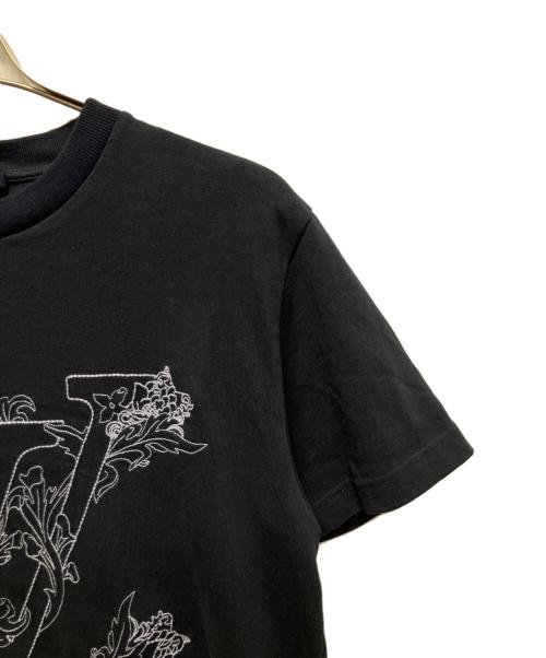 LOUIS VUITTON（ルイ ヴィトン）LOUIS VUITTON (ルイ ヴィトン) LVフラワーステッチTシャツ ネイビー サイズ: XSの古着・服飾アイテム