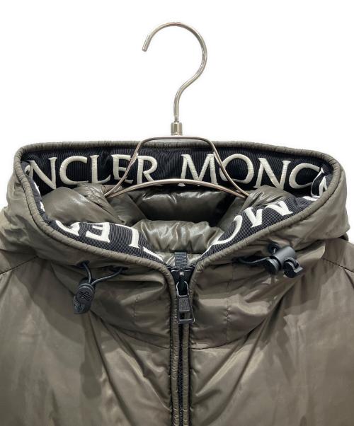 MONCLER（モンクレール）MONCLER (モンクレール) MONTCLA/ダウンジャケット オリーブ サイズ:2の古着・服飾アイテム