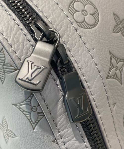 LOUIS VUITTON（ルイ ヴィトン）LOUIS VUITTON (ルイ ヴィトン) ディスカバリー・バックパックPM グレー サイズ:PMの古着・服飾アイテム