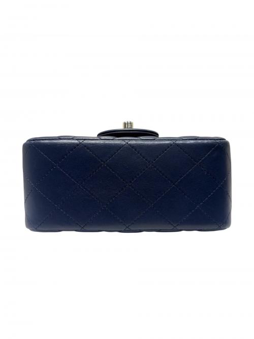 CHANEL（シャネル）CHANEL (シャネル) ミニマトラッセチェーンショルダーバッグ ネイビーシルバー金具の古着・服飾アイテム
