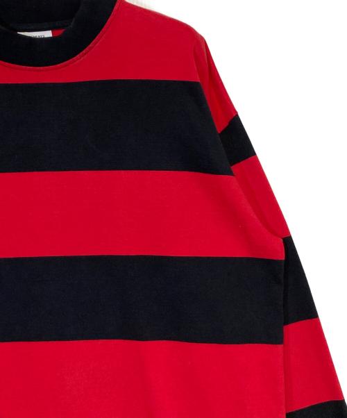 VETEMENTS（ヴェトモン）VETEMENTS (ヴェトモン) ボーダーカットソー レッド×ブラック サイズ:XSの古着・服飾アイテム