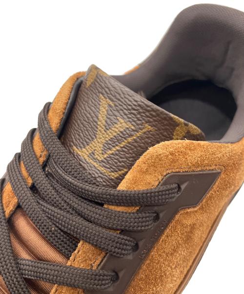 LOUIS VUITTON（ルイ ヴィトン）LOUIS VUITTON (ルイ ヴィトン) LVトレイナーラインスニーカー ブラウン サイズ:７の古着・服飾アイテム