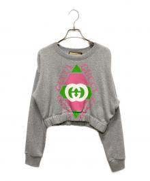 GUCCI（グッチ）の古着「Gucci Gray Pink Logo Cropped Long Sleeve Sweatshirt/クロップドロゴスウェット」｜グレー