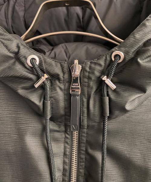LOUIS VUITTON（ルイ ヴィトン）LOUIS VUITTON (ルイ ヴィトン) リバーシブルダウンジャケット ブラック サイズ:52の古着・服飾アイテム