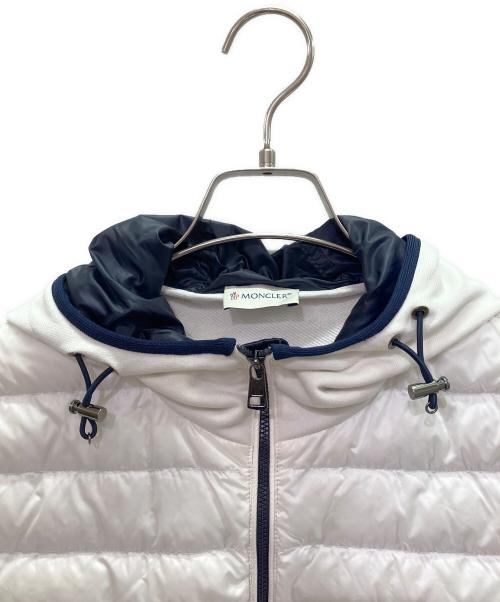 MONCLER（モンクレール）MONCLER (モンクレール) スウェット切替ダウンジャケット ホワイト サイズ:Ｍの古着・服飾アイテム