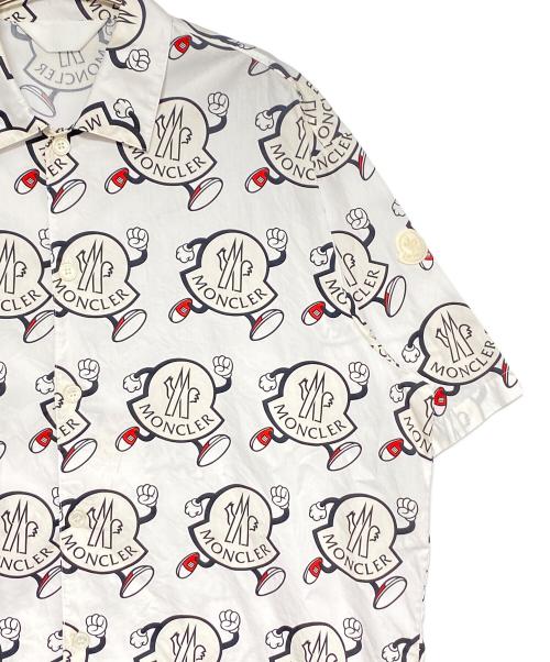 MONCLER（モンクレール）MONCLER (モンクレール) プリントシャツ ホワイト サイズ:Sの古着・服飾アイテム