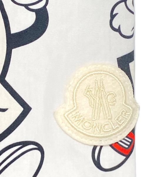 MONCLER（モンクレール）MONCLER (モンクレール) プリントシャツ ホワイト サイズ:Sの古着・服飾アイテム