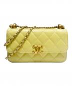 CHANELシャネル）の古着「マトラッセチェーンウォレット」｜ライムイエロー
