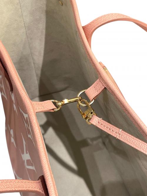 LOUIS VUITTON（ルイ ヴィトン）LOUIS VUITTON (ルイ ヴィトン) ネヴァーフルMM ローズトリアノン サイズ:MMの古着・服飾アイテム