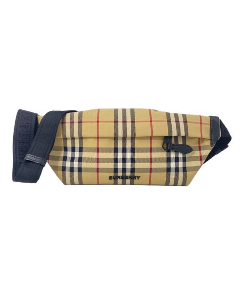 BURBERRY（バーバリー）BURBERRY (バーバリー) ノバチェックボディーバッグの古着・服飾アイテム